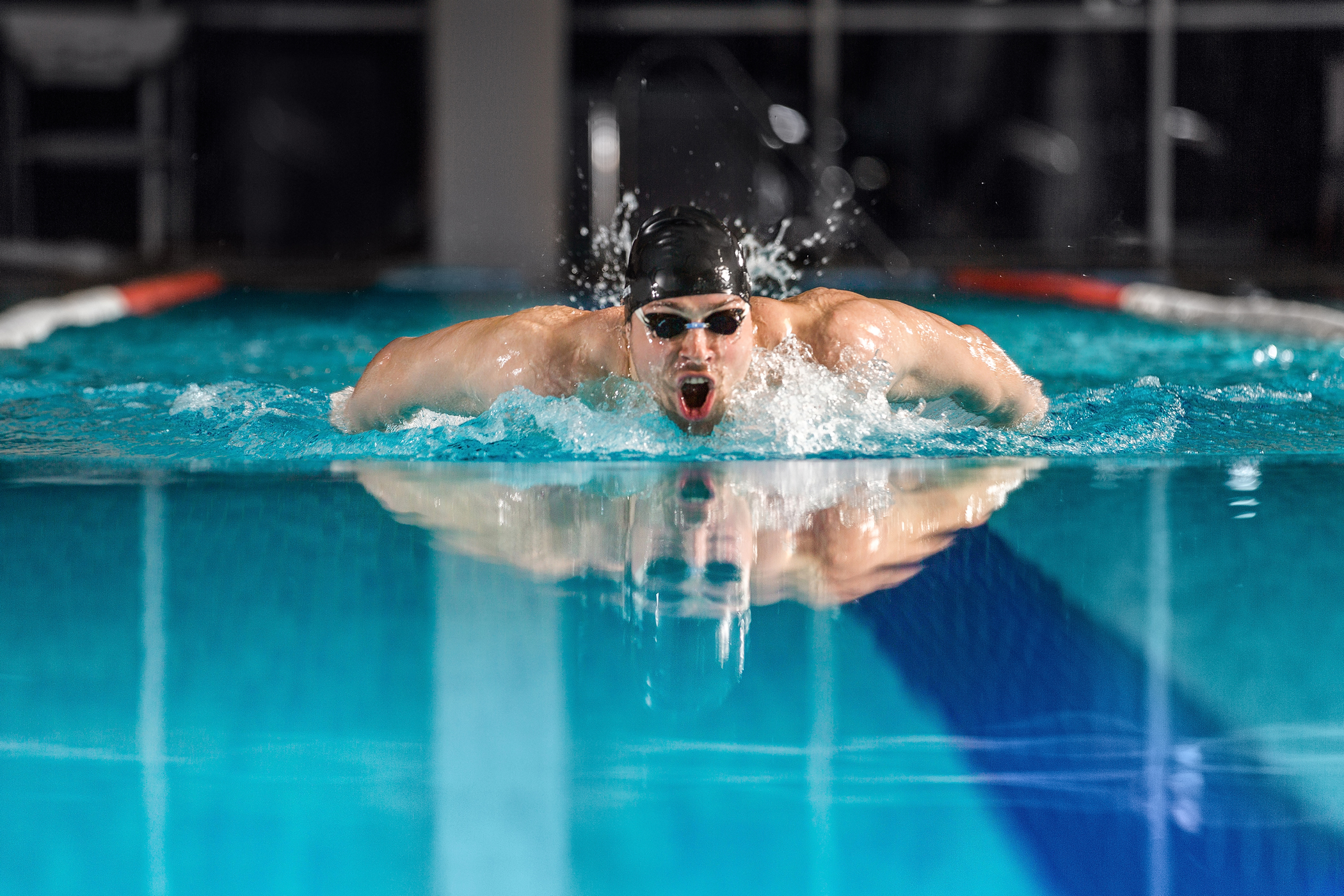 home_raia_swimming-01